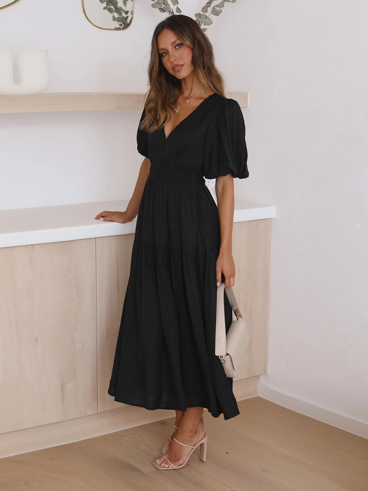 Lea - Women's summer advanced-sense vacation dresses with a deep V-neckline and puff sleeves